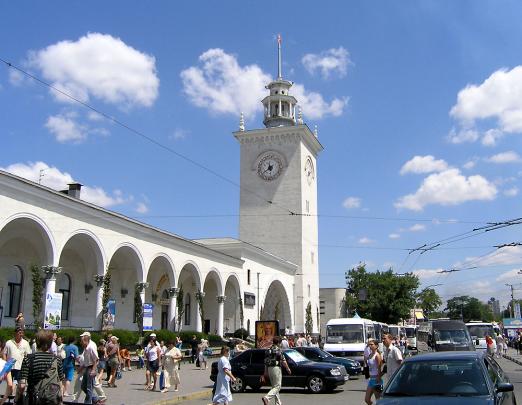 Ж/Д вокзал в Симферополе