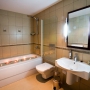  Tan Hotel   :  